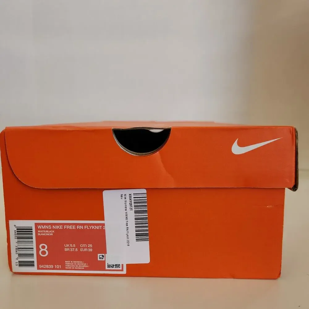 Nike Womens WMNS Free RN Flyknit 2018 942839 101 - Size 8 White/Black